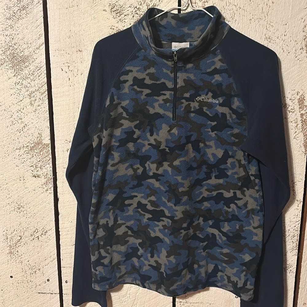 Boys XL Columbia pullover